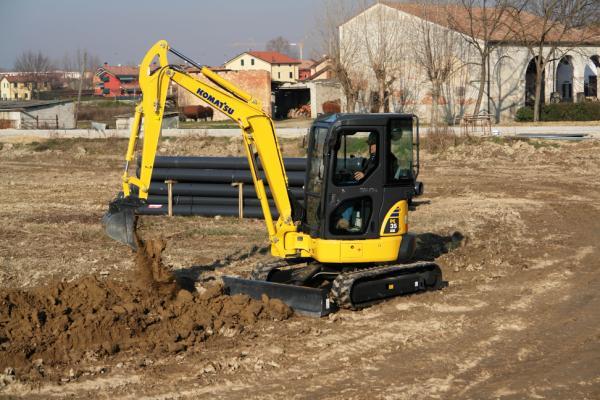 KOMATSU 45 MR3 pompa wody